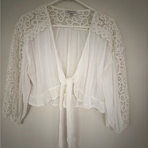 American Eagle White Lace Top